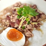 ร้าน น้องอิงฟ้า อาหารเช้า ข้าวต้ม