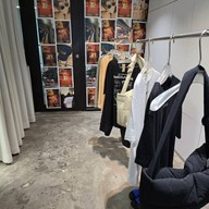 Rw coffee and wine Ekkamai