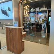 Ais Serenade Club Central World
