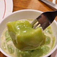 มนต์นมสด เสาชิงช้า