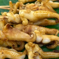 กะเพราพ่นไฟ