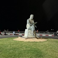 หาดสมิหลา Samila Beach