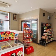 เชลล์ คาเฟ่ ตลาดสดหน้าเมืองสิงหนคร