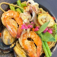 SEASON BLUE (ร้านอาหาร&คาเฟ่) SEASON BLUE สุราษฎร์ธานี