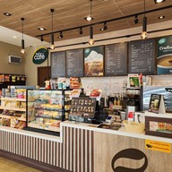 เชลล์ คาเฟ่ ตลาดสดหน้าเมืองสิงหนคร