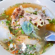 ก๋วยเตี๋ยวปากหม้อ เจ๊ติ๋ม