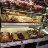 บรรยากาศ MX Cakes & Bakery สามย่าน มิตรทาวน์