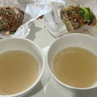 เมนูของร้าน ข้าวหมูทอดอาปัน -