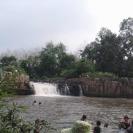 บรรยากาศ น้ำตกสกุโณทยาน