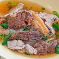 ก๋วยเตี๋ยวอู๊ดอี๊ด
