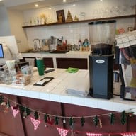 บรรยากาศ มิตร Mitt Restaurant & Space อารีย์