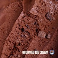 Groomed Ice Cream (กรูมด์ ไอติม ไอศครีม ไอติมทอด ไอศครีมทอด) The Yard Ari