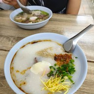 เมนูของร้าน โจ๊กหลังมอประตูวิศวะ