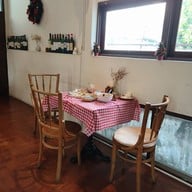 บรรยากาศ มิตร Mitt Restaurant & Space อารีย์