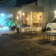 Japanese foodtruck(By Joe Koonga)