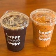 Hoppy Cafe Cake coffee & tea สาขาแม่สาย