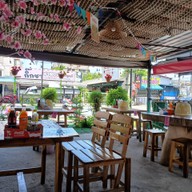 บรรยากาศ เตี๋ยวเด้งเมืองคอน