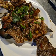 เมนูของร้าน แพเคียงน้ำ บางปะกง