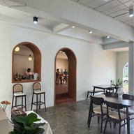 Hoppy Cafe Cake coffee & tea สาขาแม่สาย