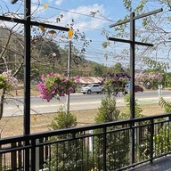 Little Forest Coffee House  แก่งกระจาน