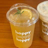 Hoppy Cafe Cake coffee & tea สาขาแม่สาย