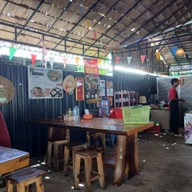 บรรยากาศ เตี๋ยวเด้งเมืองคอน