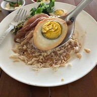 เมนูของร้าน ข้าวขาหมู กระทุ่มราย