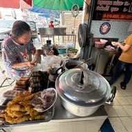 ก๋วยจั๊บเจ๊ตี๋ ข้างตองหนึ่ง