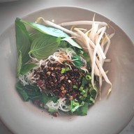เมนูของร้าน ป.ประทีป ก๋วยเตี๋ยวเรือ (สาขาบรรทัดทอง) บรรทัดทองสวนหลวงสแควร์