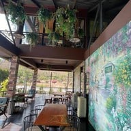 Little Forest Coffee House  แก่งกระจาน