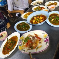 เมนูของร้าน ครัวริมทาง