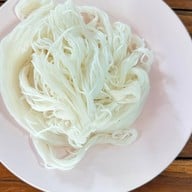 ร้านนิวตุ๊ก สาขา 1 ตรงข้ามโรงเรียนอนุบาลปทุมธานี