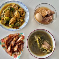 เจ๊ดาว ท่าน้ำราชวงศ์ -