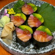 Yokina Izakaya (โยกินะ อิซาคายะ)