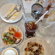 เมนูของร้าน The Summer House Ayutthaya เกาะเรียน