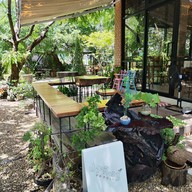 ประดิษฐ์ โฮม คาเฟ่ PRADIT HOME CAFE