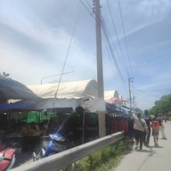 บรรยากาศ แกะสลักพระใหญ่ อู่ทอง สุพรรณบุรี