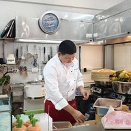 บรรยากาศ แป๊ะเบี้ยว ข้าวขาหมูหมั่นโถว SARAPEE CHANGMAI