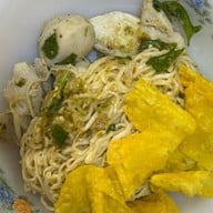 เมนูของร้าน โอว ก๋วยเตี๋ยวพริกสด ซ.มัยลาภ(ย้ายจาก สุคนธสวัสดิ์)