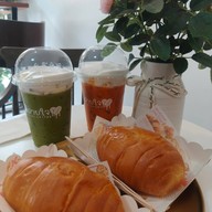 ละลายใจคอฟฟี่แอนด์โรสเตอร์ สาขาเมืองทองธานี เมืองทองธานี