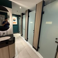 The Quarter On Nut by UHG