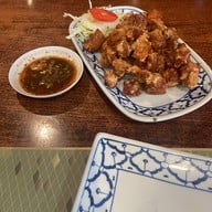 บ้านคุณแม่ Ban Khun Mae ชั้น 2 มาบุญครอง