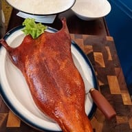 เมนูของร้าน Loong Foong สวิสโฮเต็ล กรุงเทพฯ รัชดา