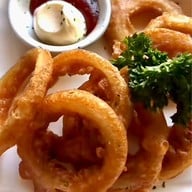 BEYOND CAFE  (บียอนด์ คาเฟ่ กาแฟ เค้ก) สาขาอาชีวะ