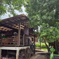 บรรยากาศ ครัวกำปั่นเขาใหญ่