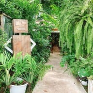 ไม้บ้าน คาเฟ่ อุดรธานี