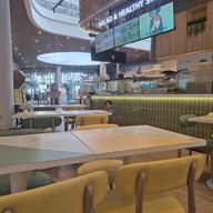 บรรยากาศ Jones' Salad Lotus's North Ratchapruek