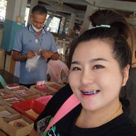 Moddy Shopping