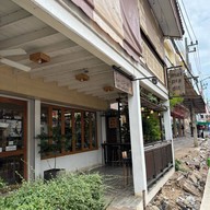 Mai Pra Dit Coffee And Bistro
