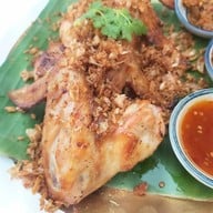 Phed Phed POP เซ็นทรัลชิดลม (POP Central Chidlom)
